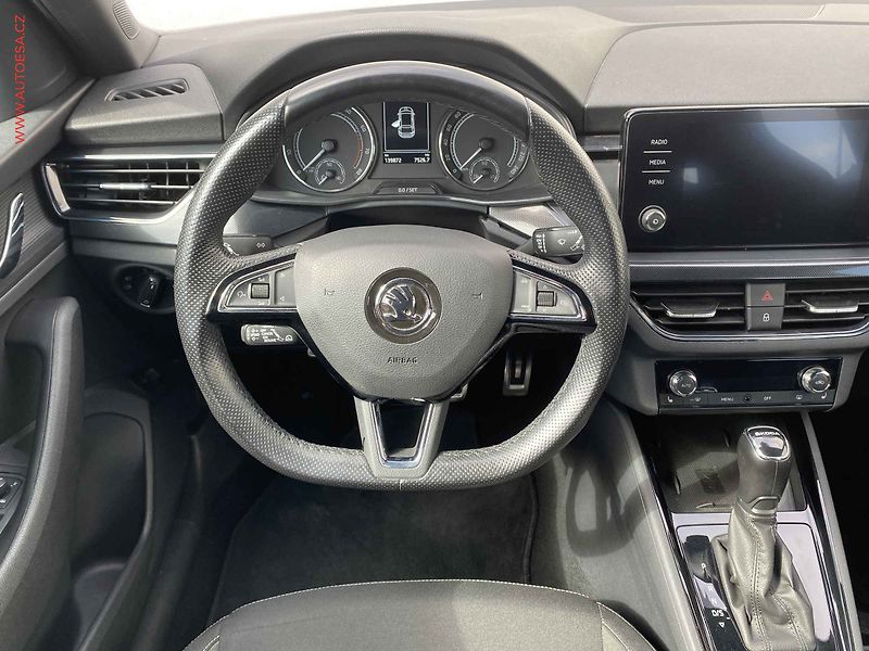 Škoda Scala (2019) 1.5 TSi, Style, Sport, DSG - fotka 11 z 19