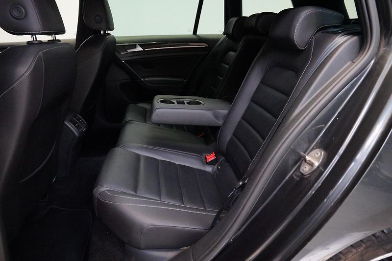 Volkswagen Golf - fotka 25 z 26