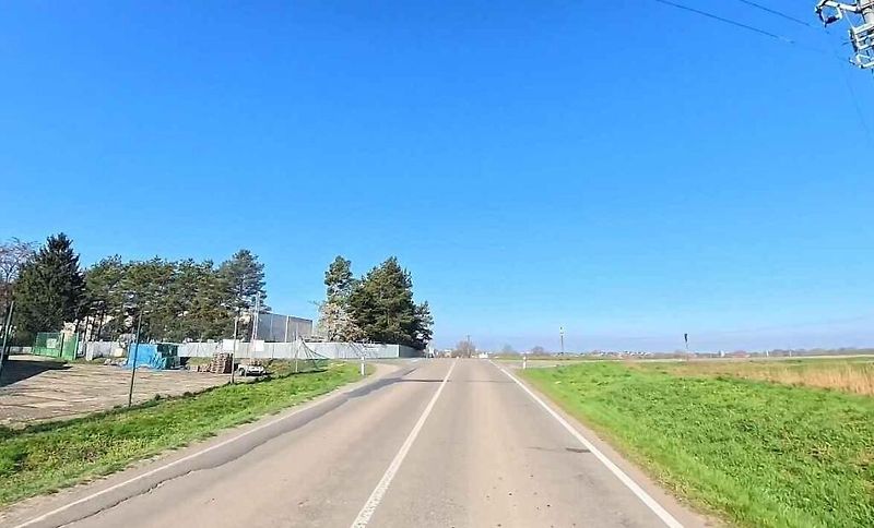 1. místo - průsečná křižovatka silnic II/418 a III/4176 u města Újezd u Brna.