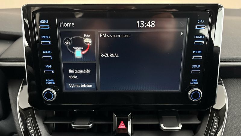 Toyota Corolla 1.8 Hybrid AUT Active Sedan - fotka 11 z 24