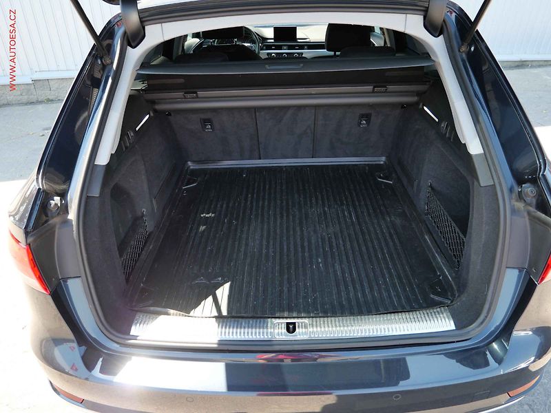 Audi A4 (2018) 3.0 TDi, servis.kniha, AT - fotka 7 z 24