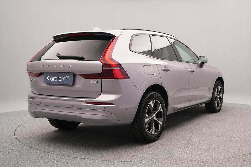 Volvo XC60 (2026) B5 AWD AUT CORE - fotka 11 z 22
