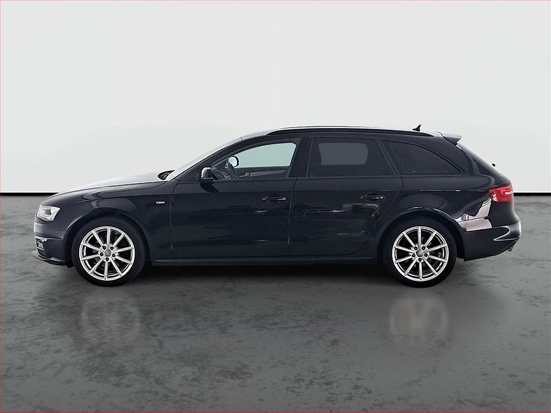 Audi A4 (2016) S-Line 2.0 TDI, Serv.kniha - fotka 3 z 19