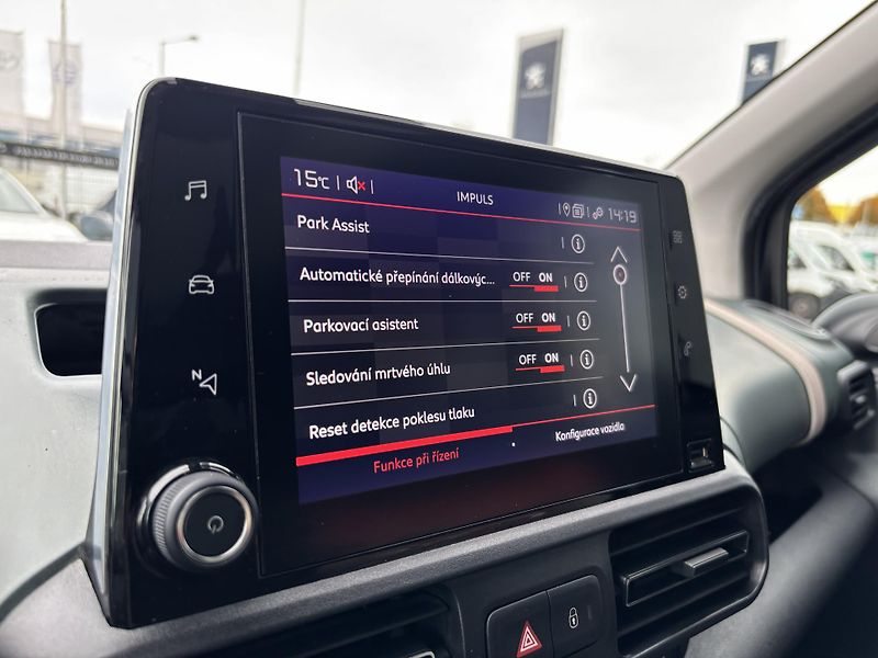 Citroën Berlingo XTR 1.5 BlueHDi 96 kW - fotka 15 z 31