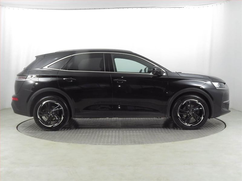 DS Automobiles DS7 Crossback (2020) Rivoli 2.0 BlueHDI, Automat - fotka 6 z 27