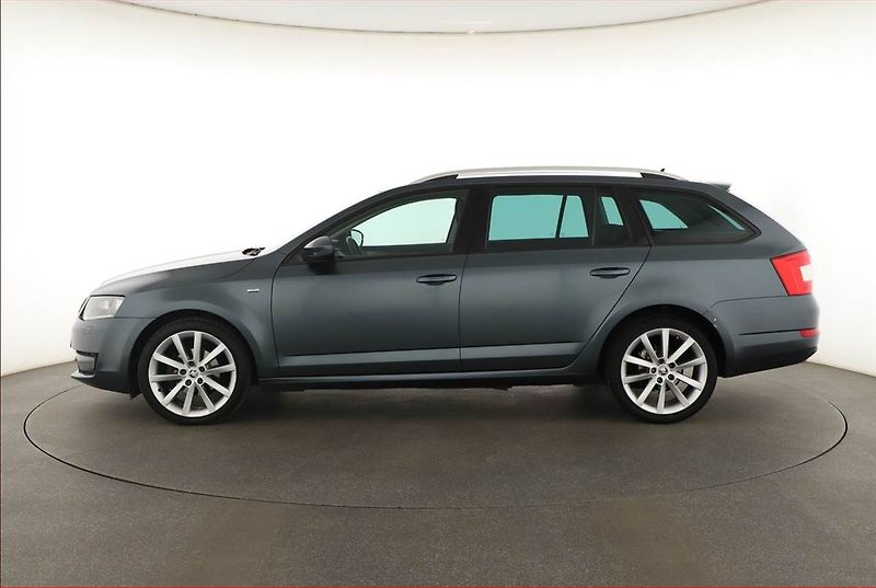 Škoda Octavia (2017) 1.6 TDI, Navi, Xenony - fotka 3 z 15