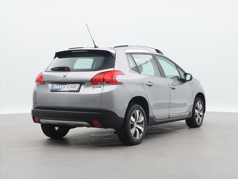 Peugeot 2008 1,2 VTi 60kW AT,Navi - fotka 7 z 32