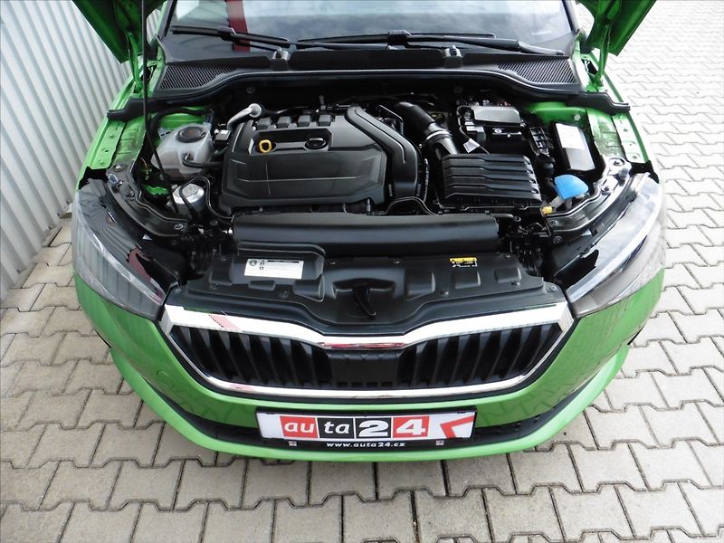 Škoda Scala 1,5 TSi 110kW, Led, Park, Temp - fotka 13 z 16