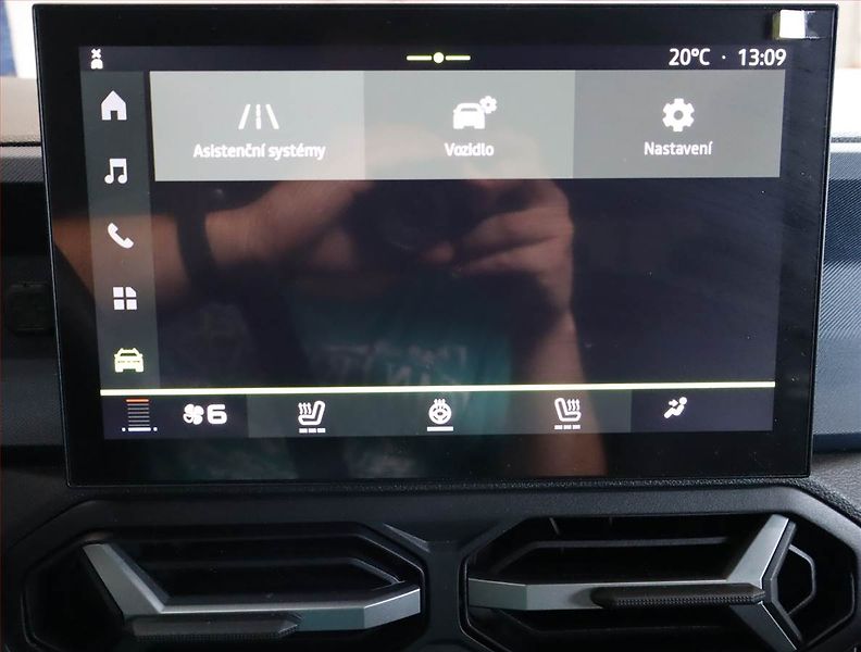 Dacia Duster (2025) 1.0 TCe - fotka 18 z 22