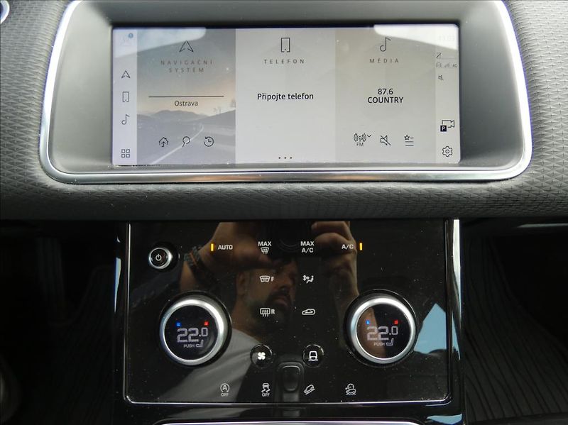 Land Rover Range Rover Evoque 2,0 D165 S, 2.Maj,DPH - fotka 24 z 37