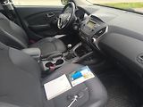 Hyundai ix35 2.0D4X4,70KM,MAX VÝBAVA,KRÁSNÝ - náhled 12