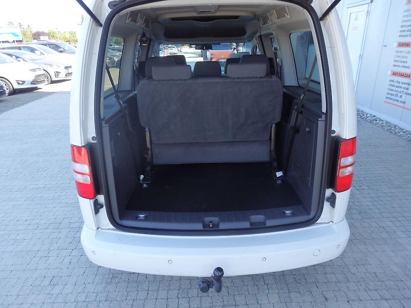 Volkswagen Caddy MAXI 1.6 TDI ZÁLOHOVÁNO - fotka 9 z 21