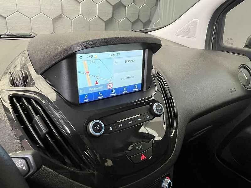 Ford Tourneo Courier Titanium 1.5 TDCi prav.servis - fotka 16 z 44