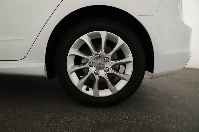 Audi A3 (2016) 1.2 TFSI, Automat, Navi - fotka 22 z 22
