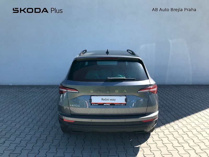 Škoda Karoq (2025) SEL TS 110/1.5 M6F - fotka 6 z 27