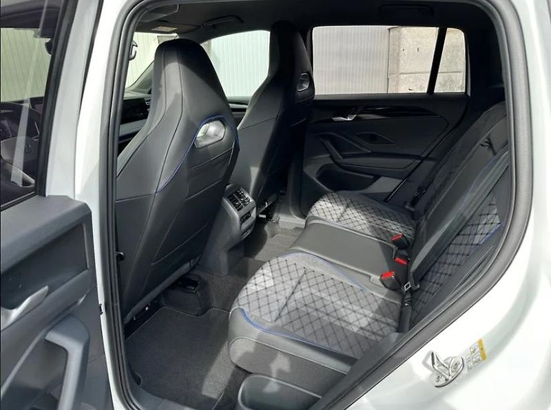 Volkswagen Tiguan - fotka 12 z 18
