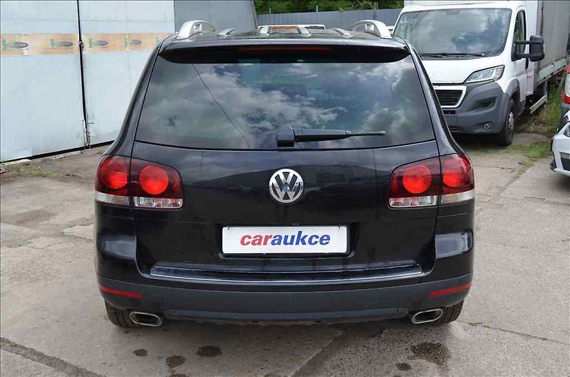 Volkswagen Touareg (2008) 3,0 TDI - fotka 5 z 30