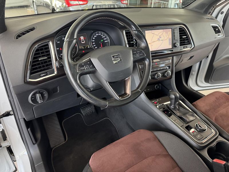 Seat Ateca 2,0TDI 140kW*4x4*DSG*XCELLENCE - fotka 9 z 34
