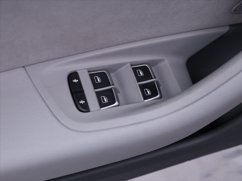 Audi A6 3,0 TDI 180kW Aut. Quattro - fotka 16 z 37