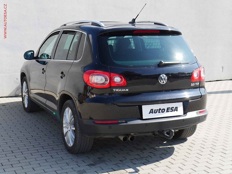 Volkswagen Tiguan (2009) 2.0TDi, ČR, DSG, xenon, navi - fotka 6 z 21