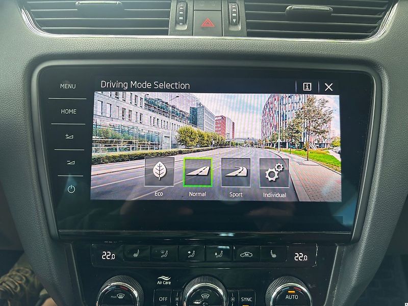Škoda Octavia 2.0TDi-135KW/2019/CZ.4X4-ZÁRUK - fotka 40 z 52