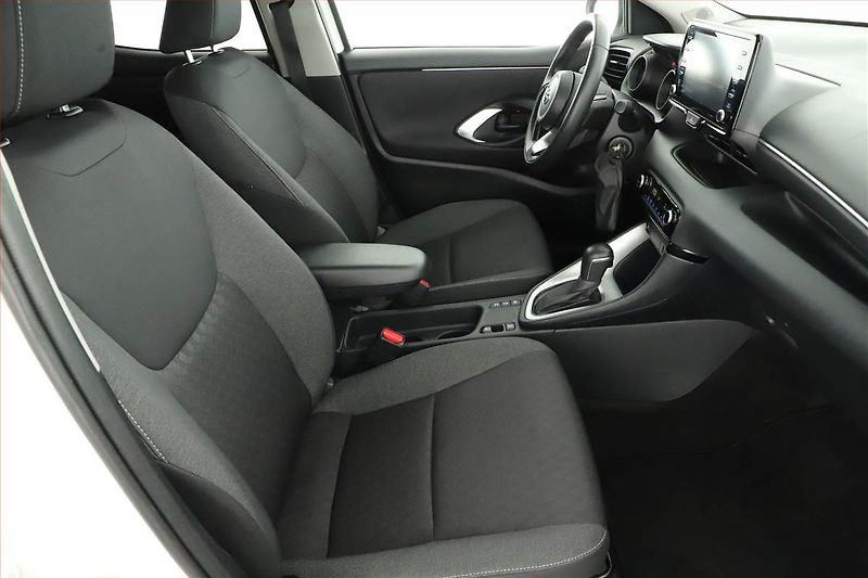Toyota Yaris (2023) 1.5 VVT-i Hybrid, Automat, ČR - fotka 7 z 18