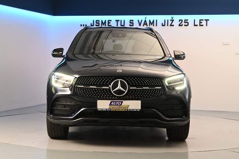 Mercedes-Benz GLC (2021) 2.0 4Matic 9G-TRONIC AMG Line - fotka 3 z 39