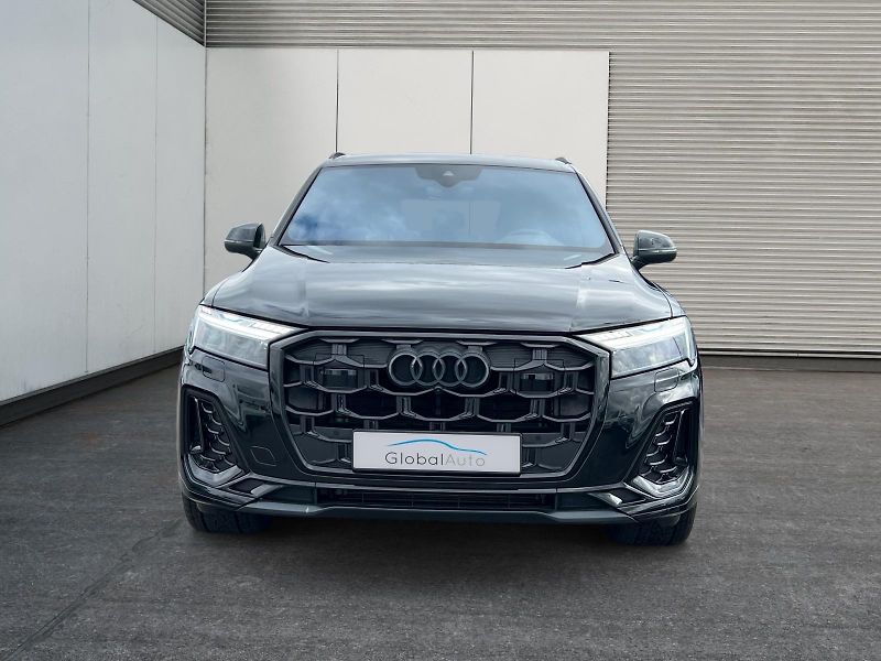 Audi Q7 (2025) S-LINE 50TDI 7MÍST TAŽNÝ DPH  - fotka 8 z 32