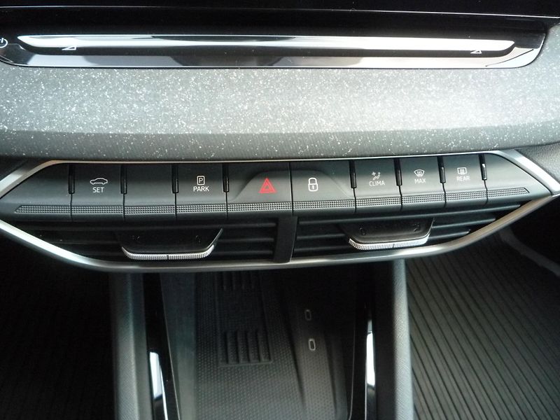 Škoda Octavia (2025) Combi 2,0TDi 110kW DSG Top Sel - fotka 11 z 24