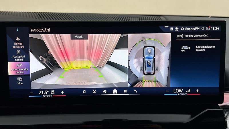 BMW i5 40 AUT eDrive M-paket Touring - fotka 12 z 33