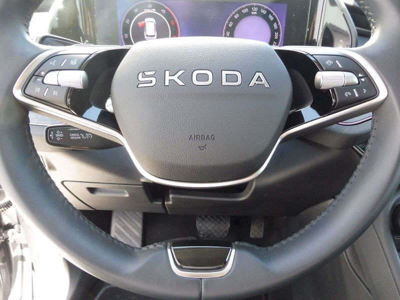 Škoda Kodiaq (2025) Exclusive Selection 2,0 TDI 14 - fotka 10 z 30