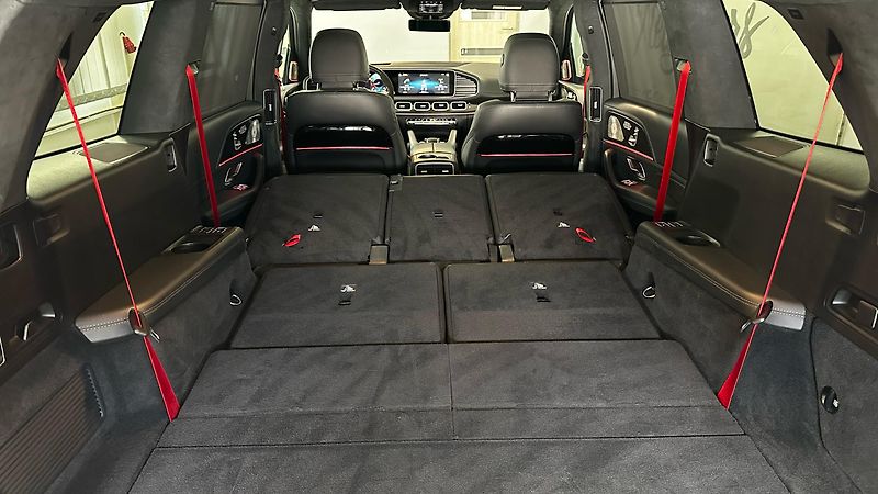 Mercedes-Benz GLS 63 AMG / TOP VÝBAVA - fotka 23 z 68