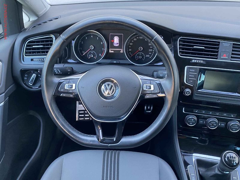 Volkswagen Golf (2016) 1.2 TSi, Allstar - fotka 11 z 16