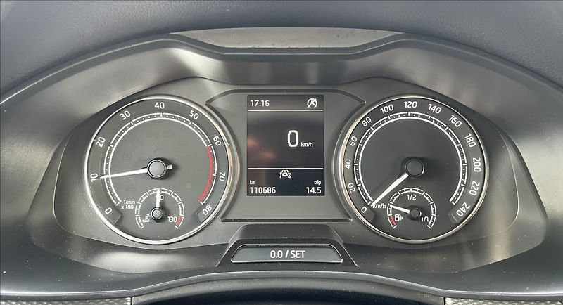 Škoda Scala 1,0 Tsi Cool 70kw 110t.km 1.ma - fotka 13 z 23