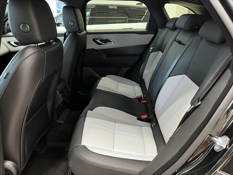 Land Rover Range Rover Velar (2026) 3,0 Dynamic SE D300 AWD - fotka 16 z 17