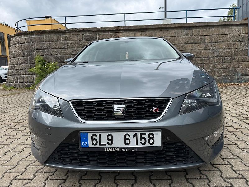 Seat Leon FR 2.0TDI LED 1.majitel - fotka 8 z 23