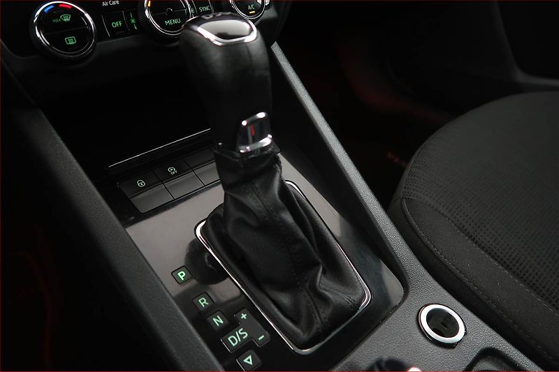 Škoda Octavia (2020) 2.0 TDI, Automat, Tempomat - fotka 13 z 22
