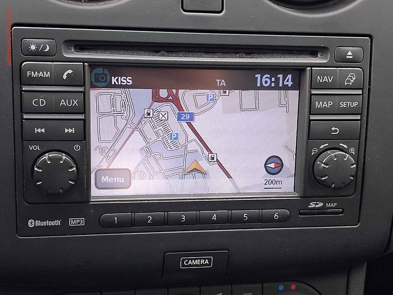 Nissan Qashqai (2012) 2.0 4x4, Tekna, xenon, navi - fotka 17 z 19