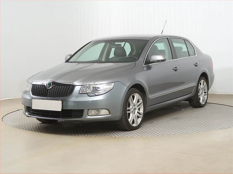 Škoda Superb (2009) 2.0 TDI, Automat, Xenony - fotka 2 z 18