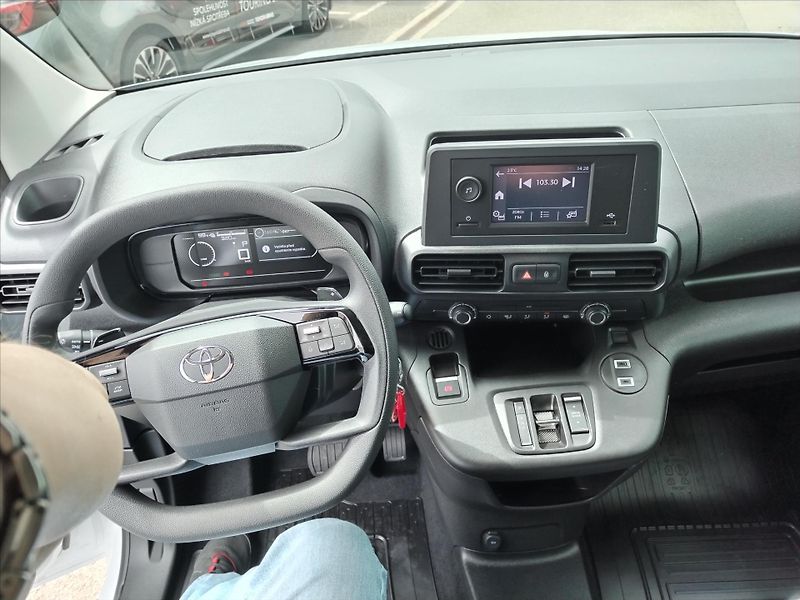 Toyota ProAce City FULL ELECTRIC 50 kWh  ACTIVE L - fotka 5 z 10