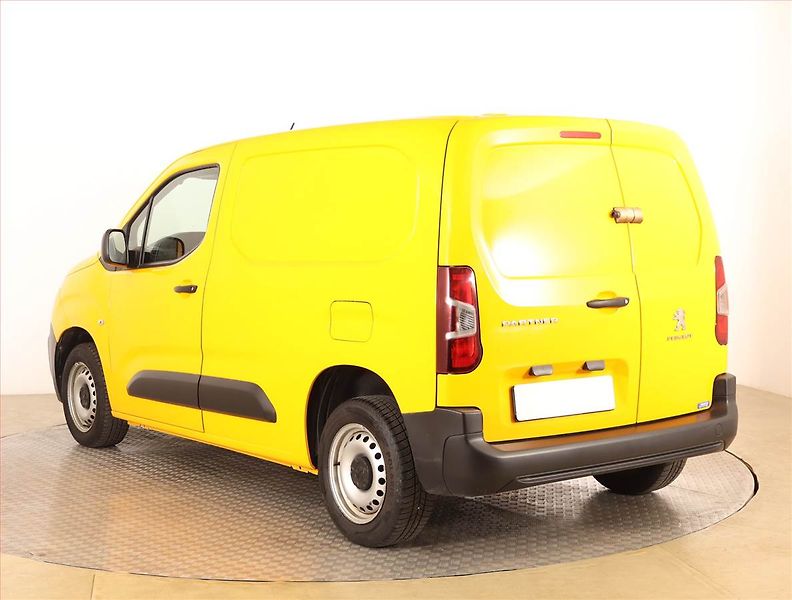 Peugeot Partner (2022) PureTech 110, SR, 1Maj, DPH - fotka 4 z 14