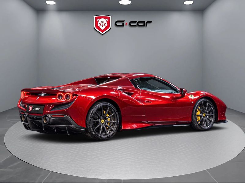 Ferrari F8 Spider Lift - fotka 4 z 12