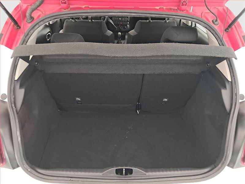 Citroën C3 (2020) 1.2 PureTech, ČR,1.maj - fotka 14 z 17