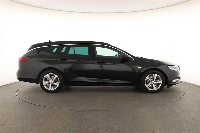 Opel Insignia (2019) 2.0 CDTI, Serv.kniha, Navi - fotka 6 z 18