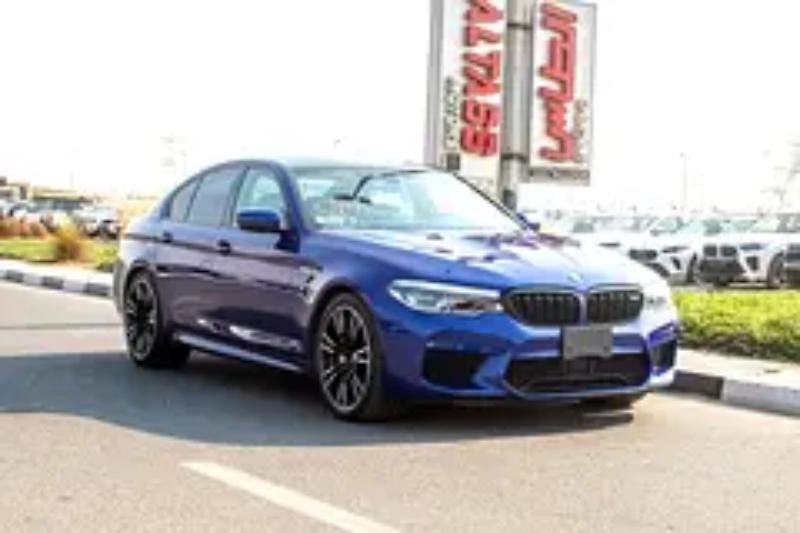 BMW M5 (2018) Sportovní sedan V8 - fotka 4 z 14