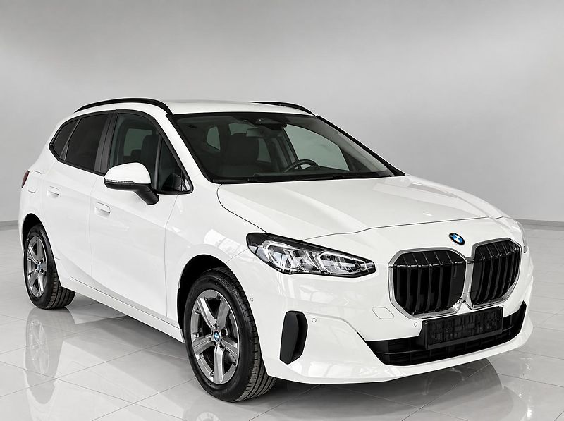 BMW Řada 2 (2023) - fotka 2 z 22