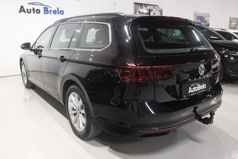 Volkswagen Passat (2020) 2.0TDI DSG Display Matrix - fotka 9 z 36