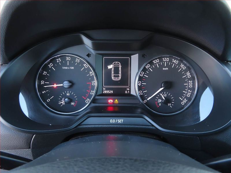 Škoda Octavia (2014) Ambition 2.0 TDI, Navi - fotka 11 z 17