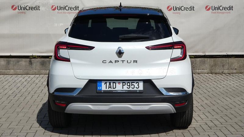 Renault Captur 1,3  TCe 140 Techno - fotka 4 z 22