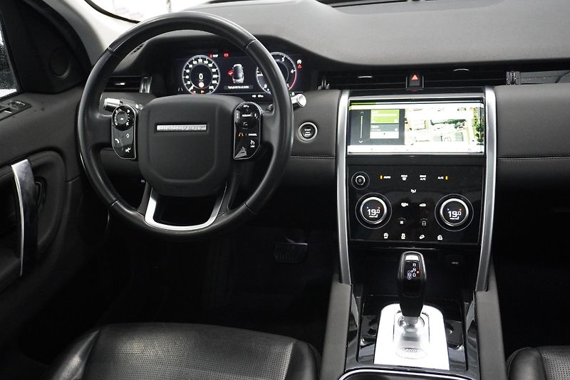 Land Rover Discovery Sport 2.0 D 134 kW 4x4 AUTOMAT  - fotka 22 z 31